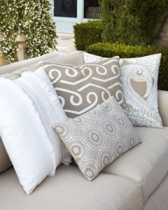  Elaine Smith Pillows